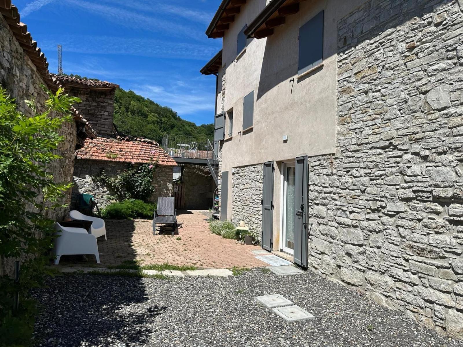 Casa Del Giglio A Cadelmonte Villa Valle  Buitenkant foto